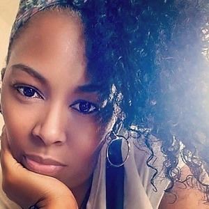 Meet your Posher, Tosha